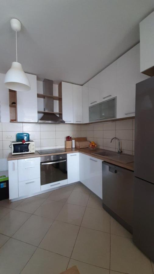 Apartman Ana & Marta Сень Екстер'єр фото