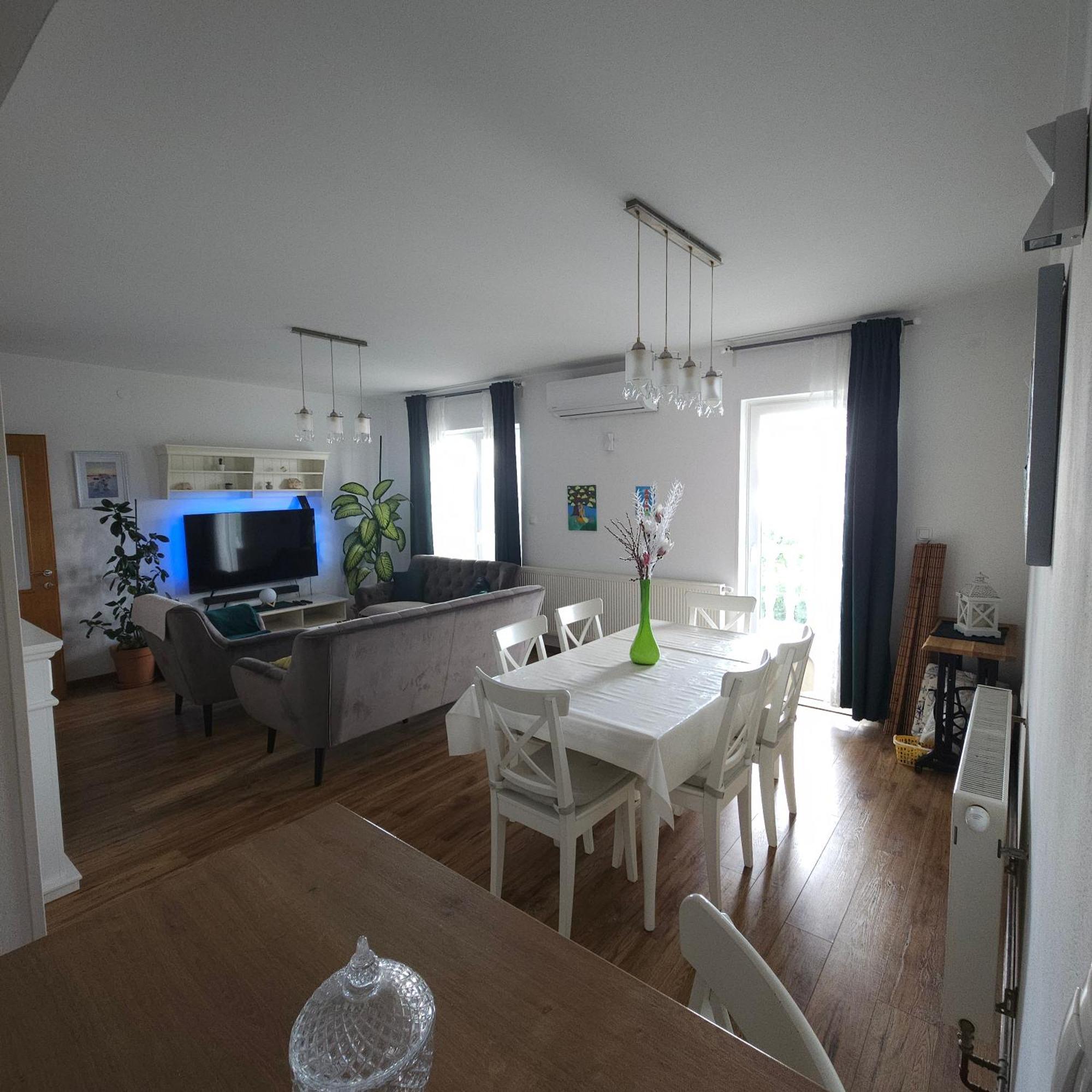 Apartman Ana & Marta Сень Екстер'єр фото